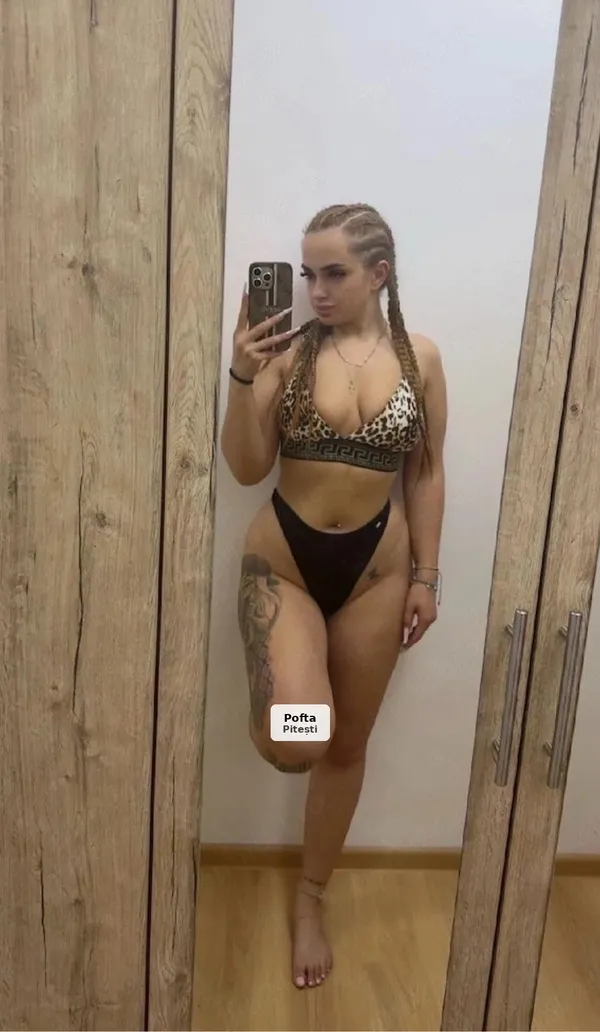 Passionate Blonde, No-Fuss, Downtown Area
