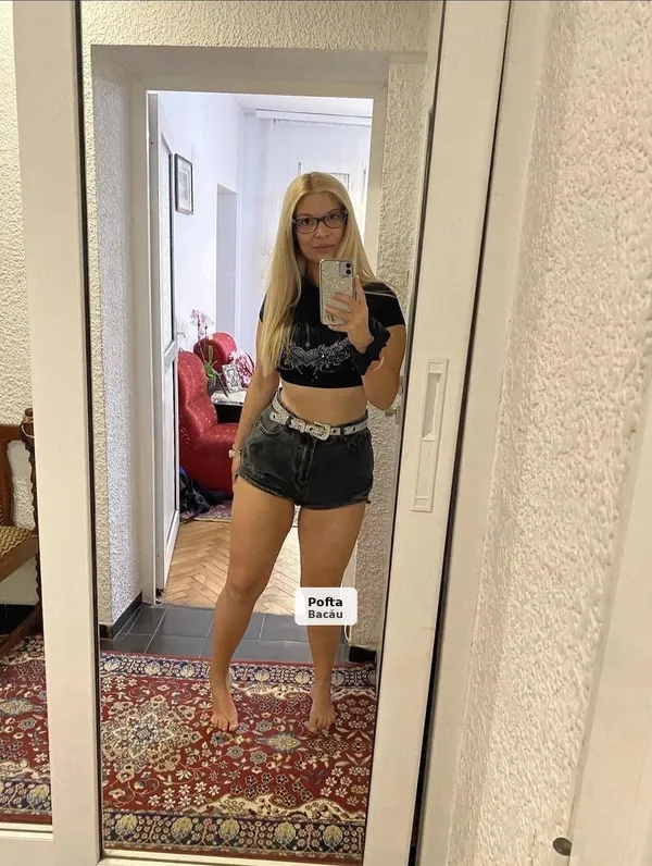 Ioana din R. Moldova - Show pe WhatsApp