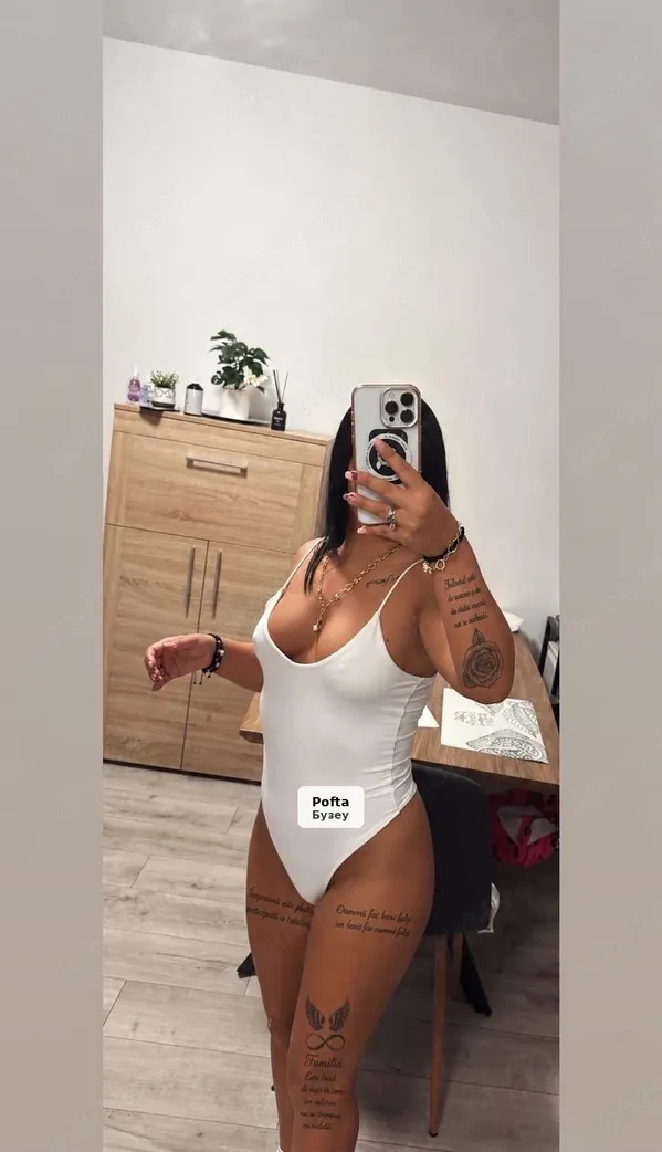 Simona, plăcerea ta este fantezia mea