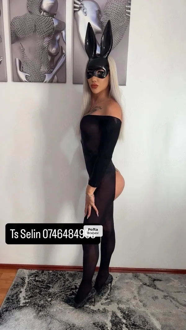 Selin, trans feminină - show web