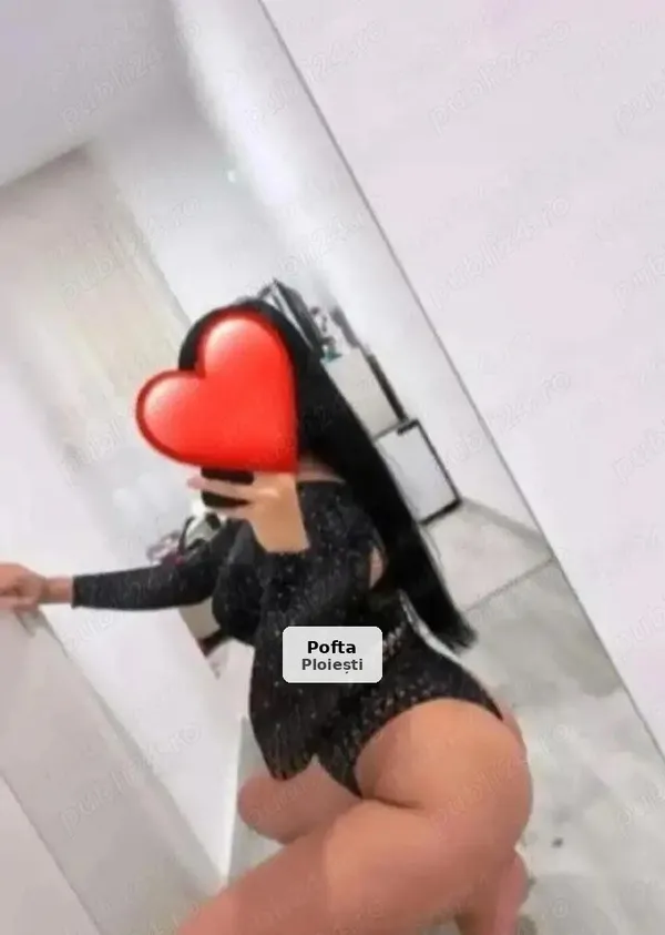 Brunetă sexy, te las să mă descoperi