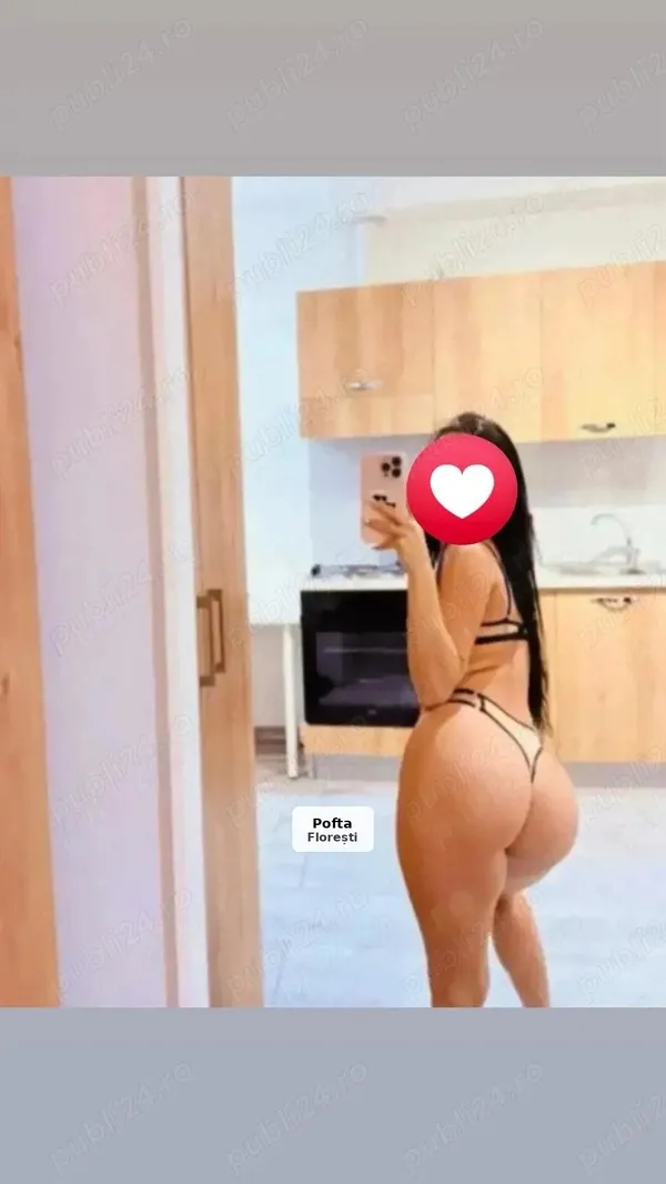 Cristina, a young lady with pleasant curves