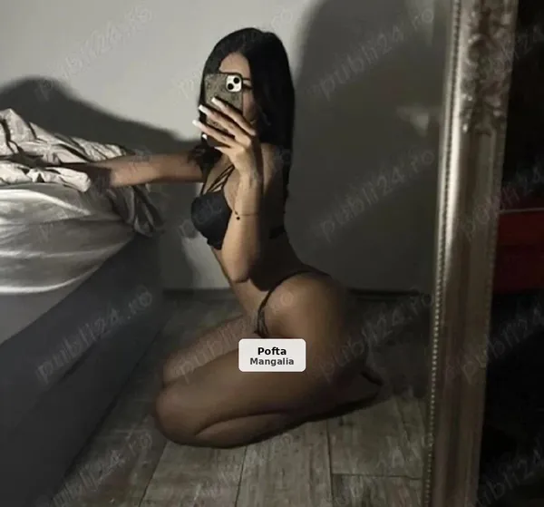 Karina - Discreție și senzualitate