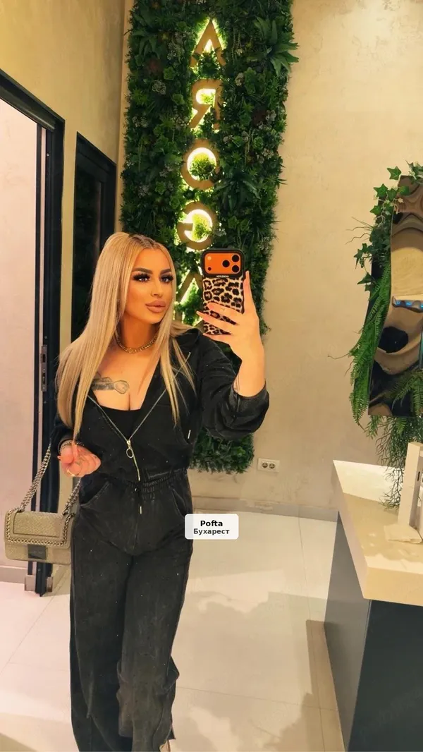Elegant Brunette Available for Travel