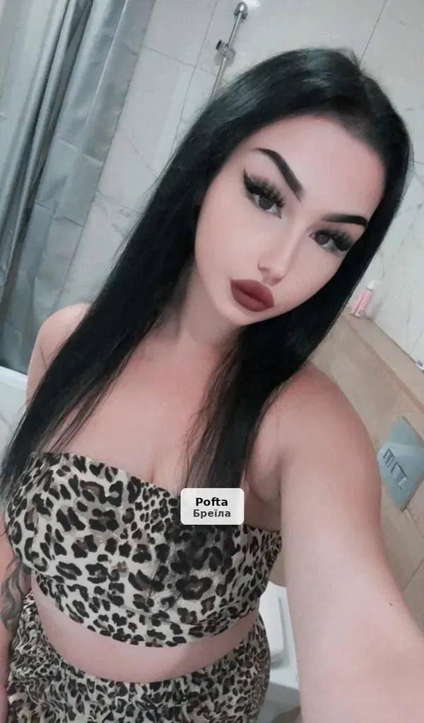 Erotic Webcam Shows, Photos, Videos & Chat