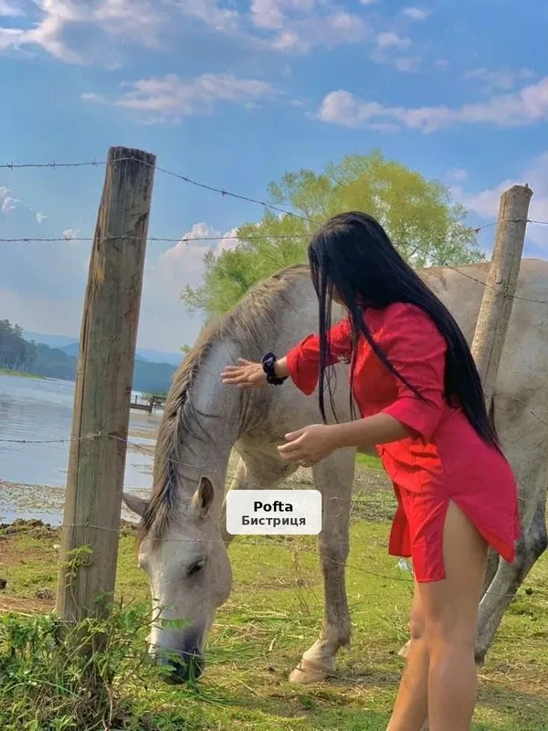 Raluca, o prezență încântătoare și sexy