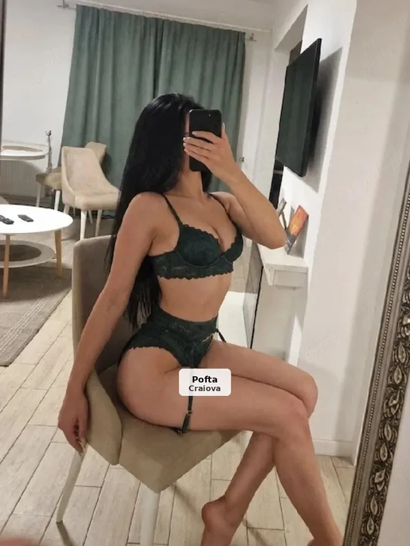 Nouă în oraș, bombă sexy