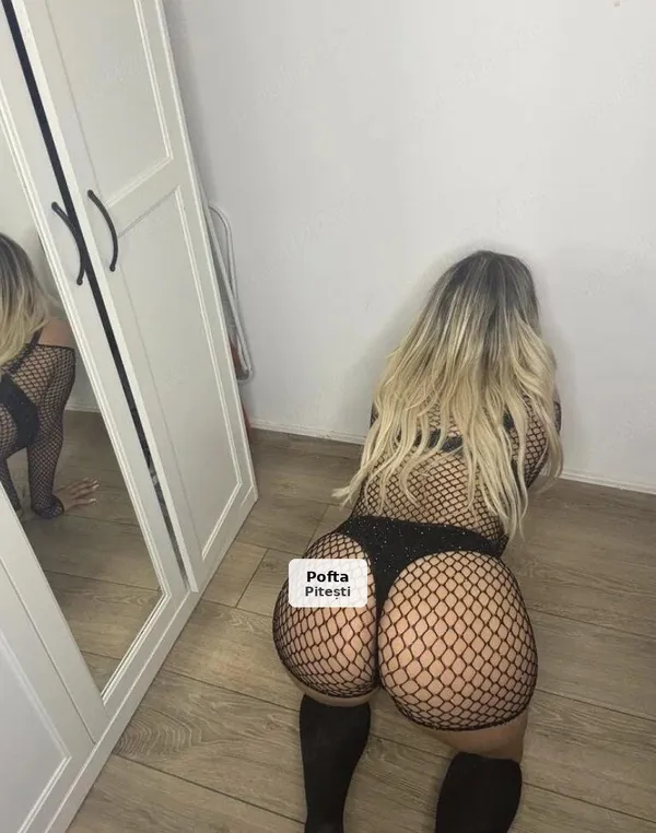 Show web, sexting și întâlniri
