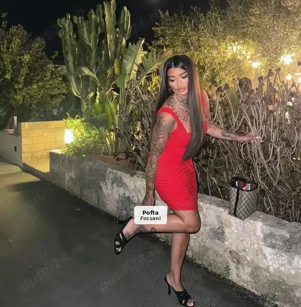 Miruna, Transsexual, 30 Years Old