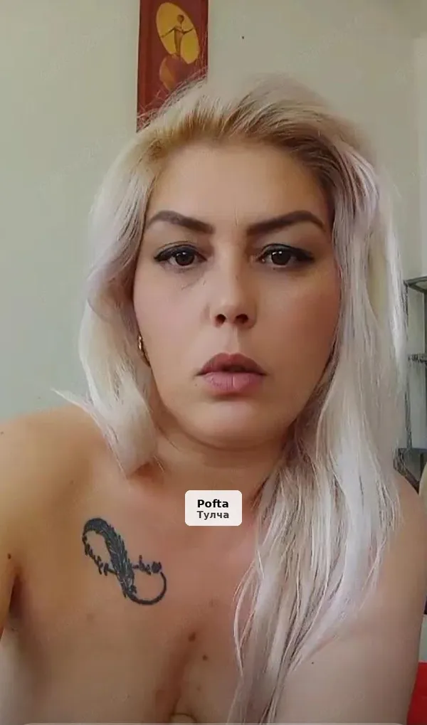 Roxi, blondă fără fițe