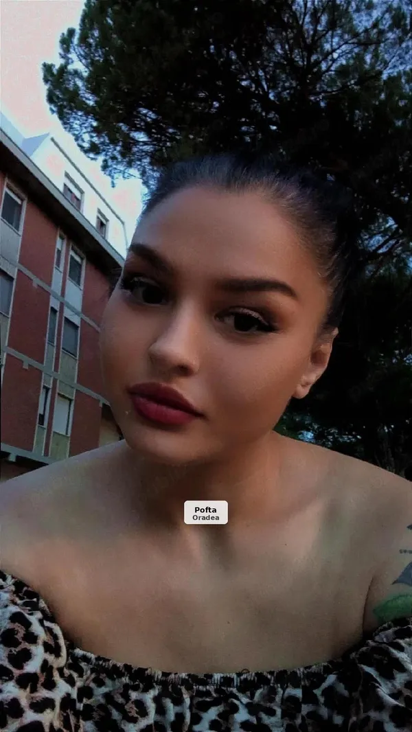 Alina, brunetă 100% reală