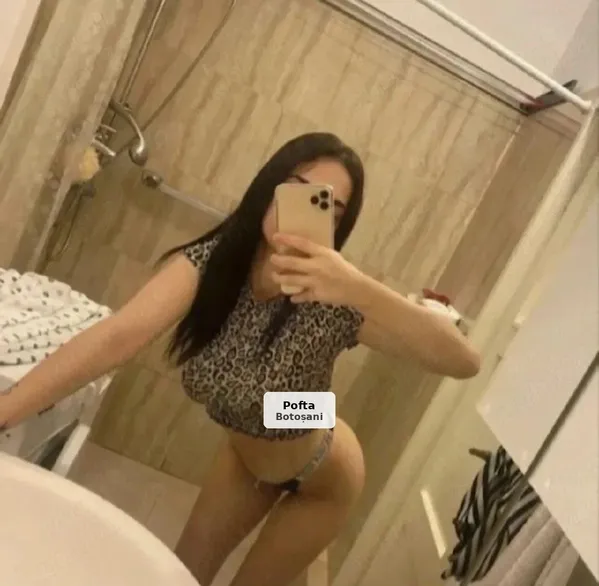 Paula - Escortă, locație privată și deplasări