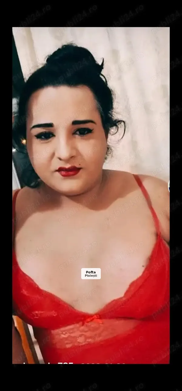 Transexuală cu silicoane, ofer și web