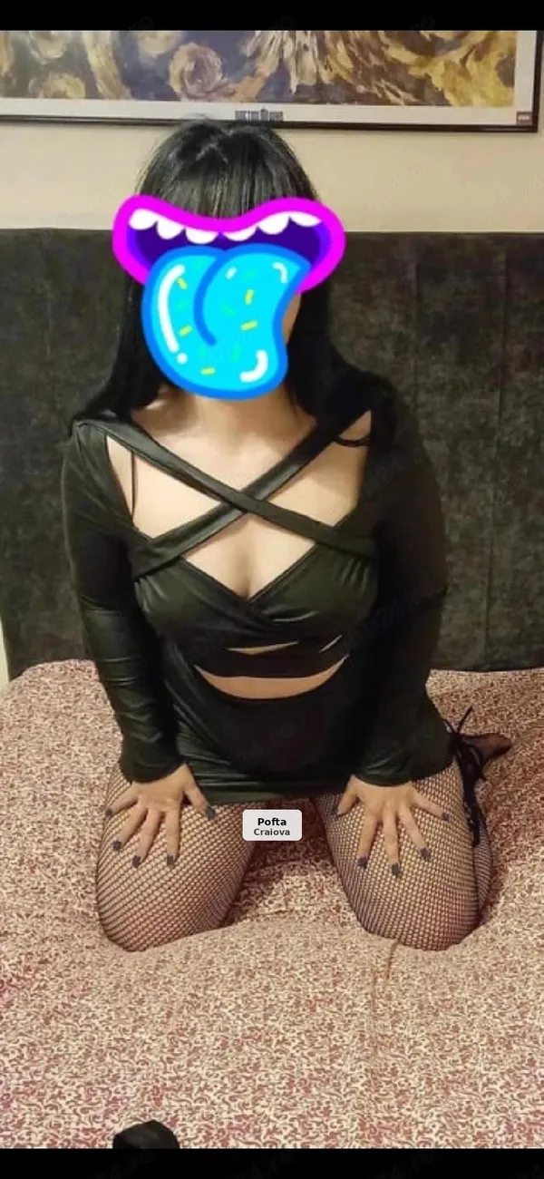 Curvy Girl - Discretion and Seriousness