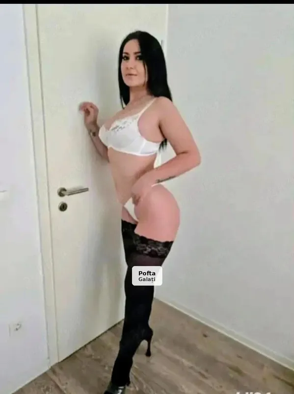 Sonya, 35 ani - Locație discretă și deplasări