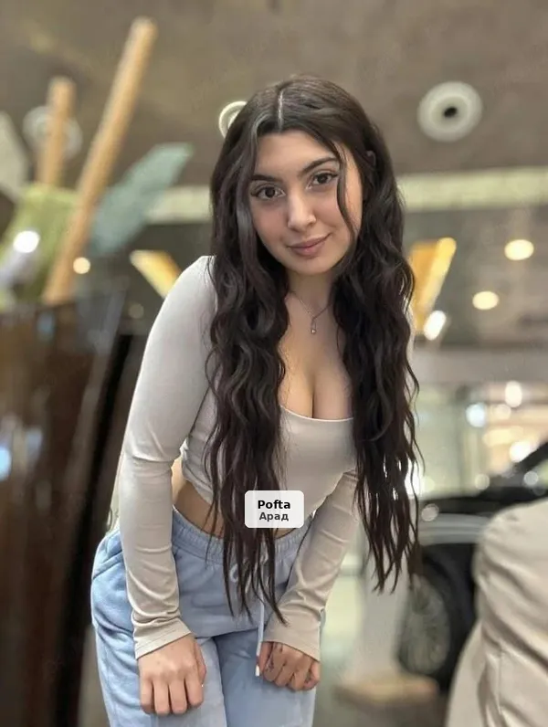 Alexa, Sensual Brunette