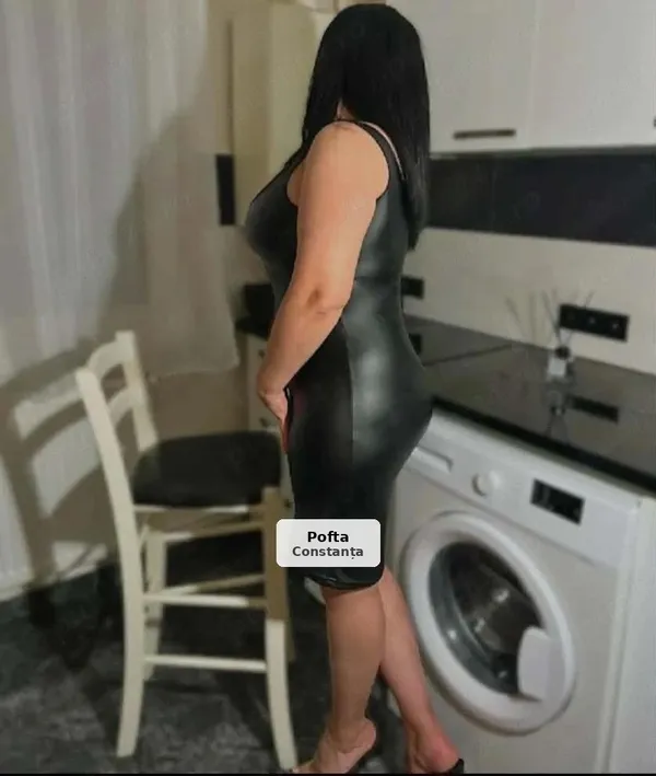 Doamnă matură, locație discretă