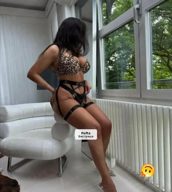 Bianca, 29 de ani, fac și deplasări
