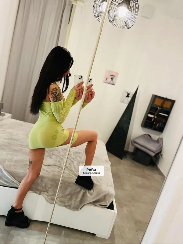 Deea, 22 de ani - Discreție și relaxare