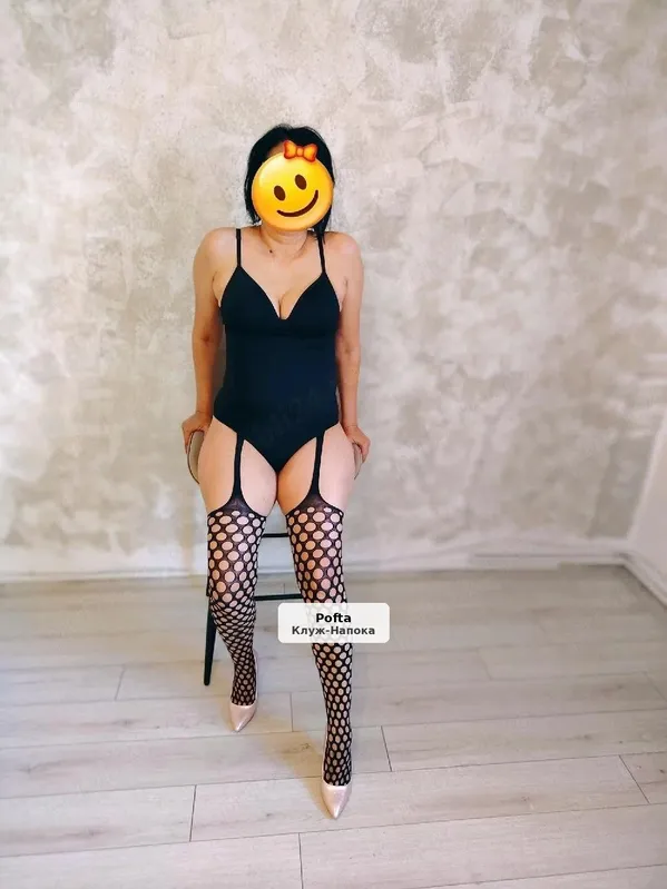 Mature, Sensual, and Discreet Lady