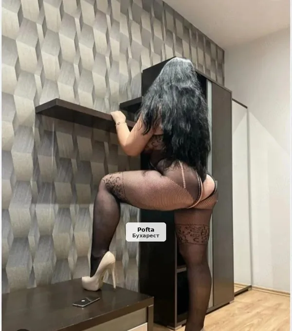 Karla - Nouă în Rin Grand Hotel, Sector 4