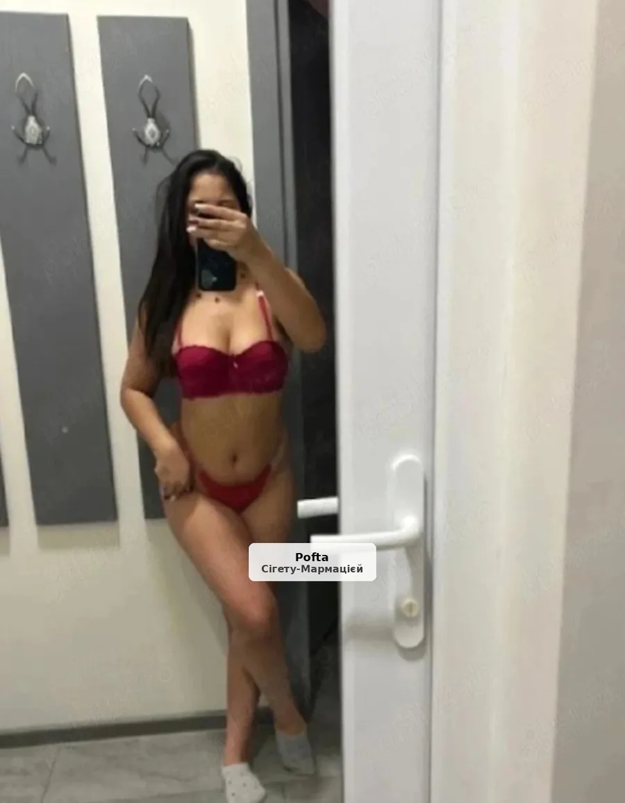 Escortă sexy, discretă și rafinată - 1/3