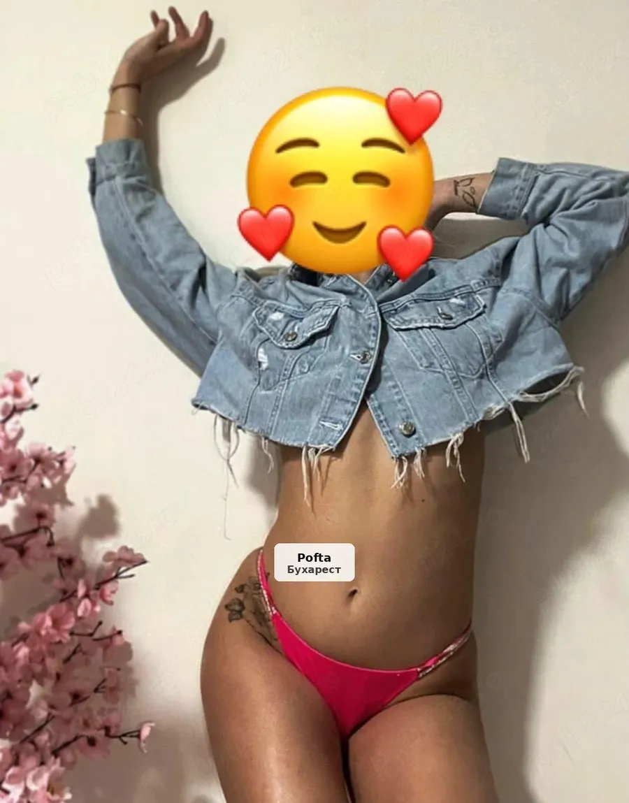 Blondă sexy, finuță și rafinată - 1/2