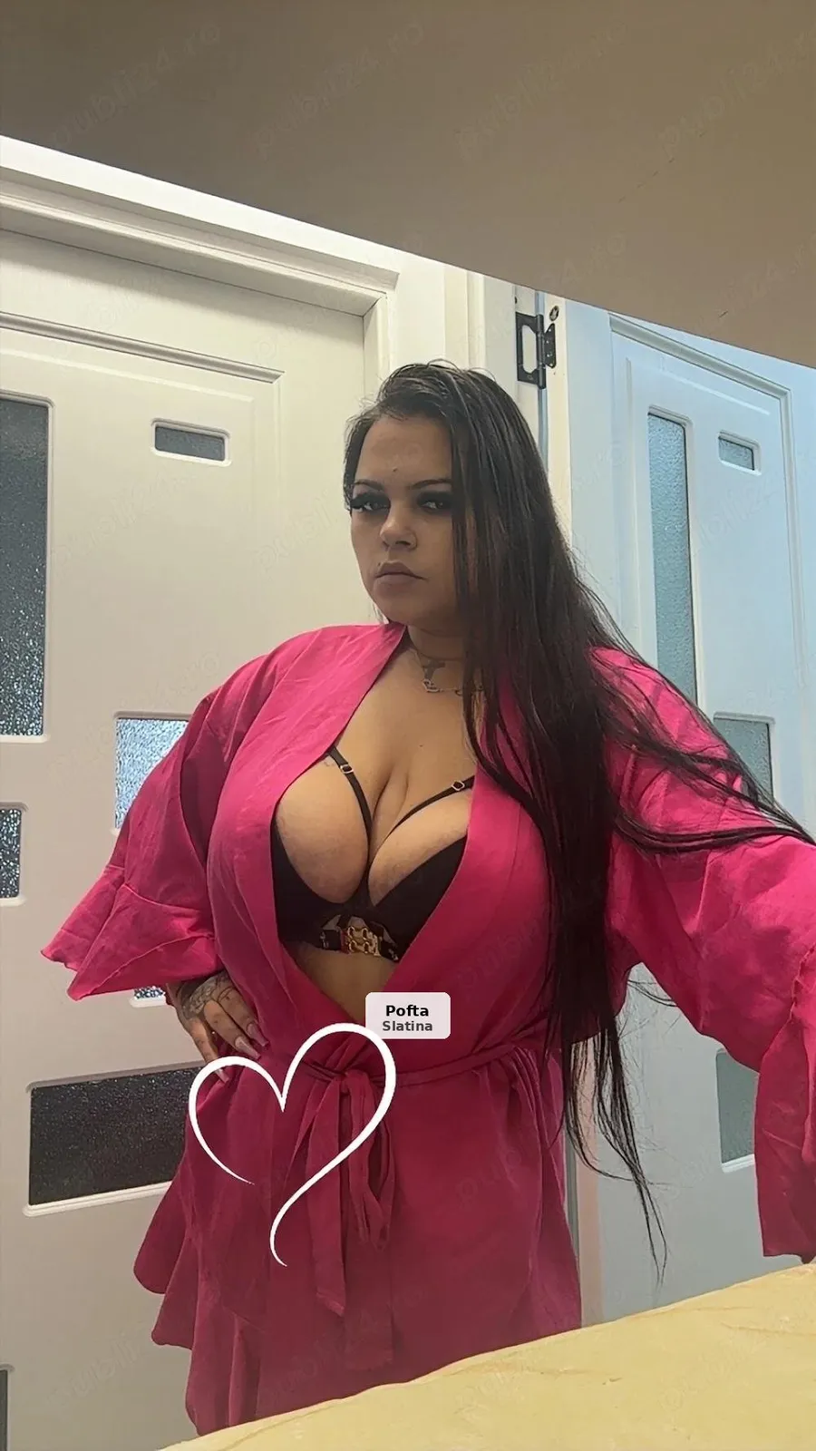 Vanesa, brunetă senzuală cu forme - 1/5