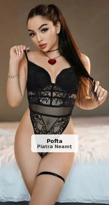 Brunetă cu forme, prima dată în oraș - 1/3