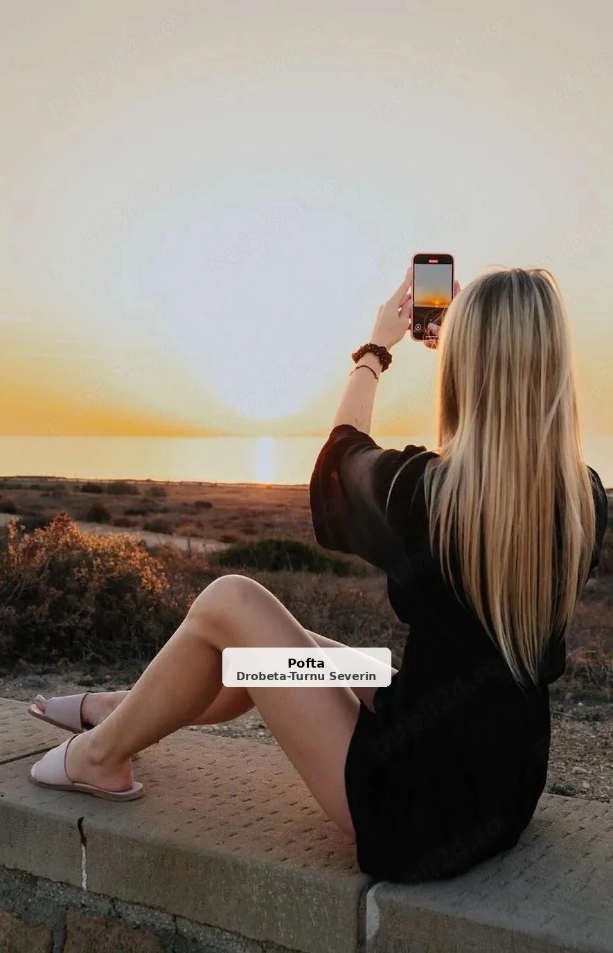 Soffy - 26 years old, private location - 1/2