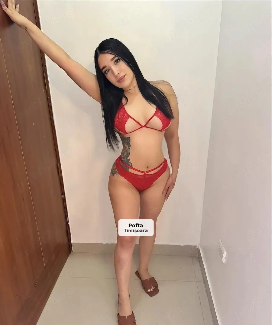 Sensual Brunette, 100% Real - 1/4