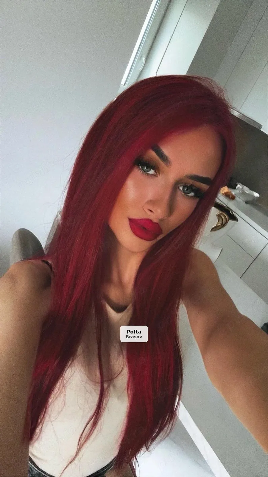 Slim redhead - travel or my place - 1/3