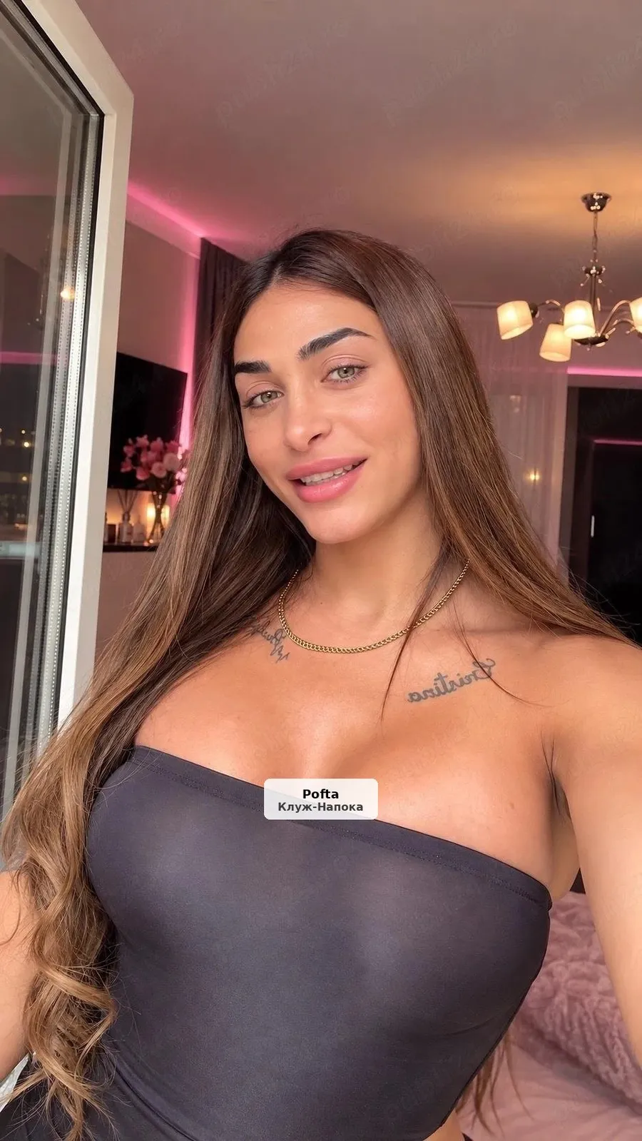 Transsexuală de lux, feminină și sofisticată - 1/4