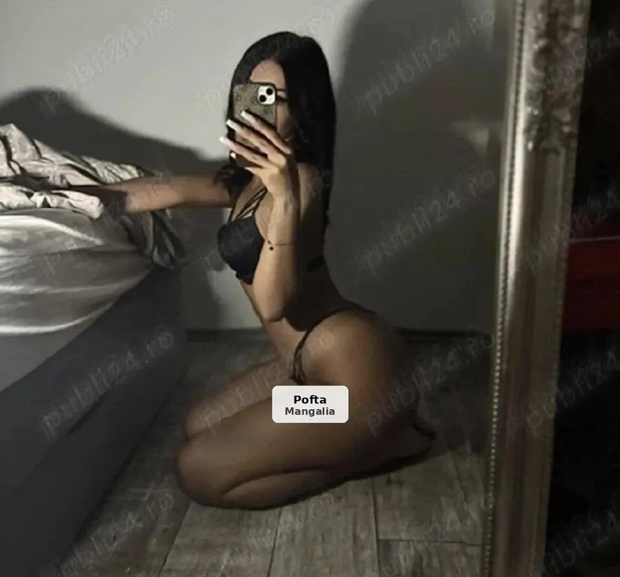 Karina - Discreție și senzualitate - 1/3