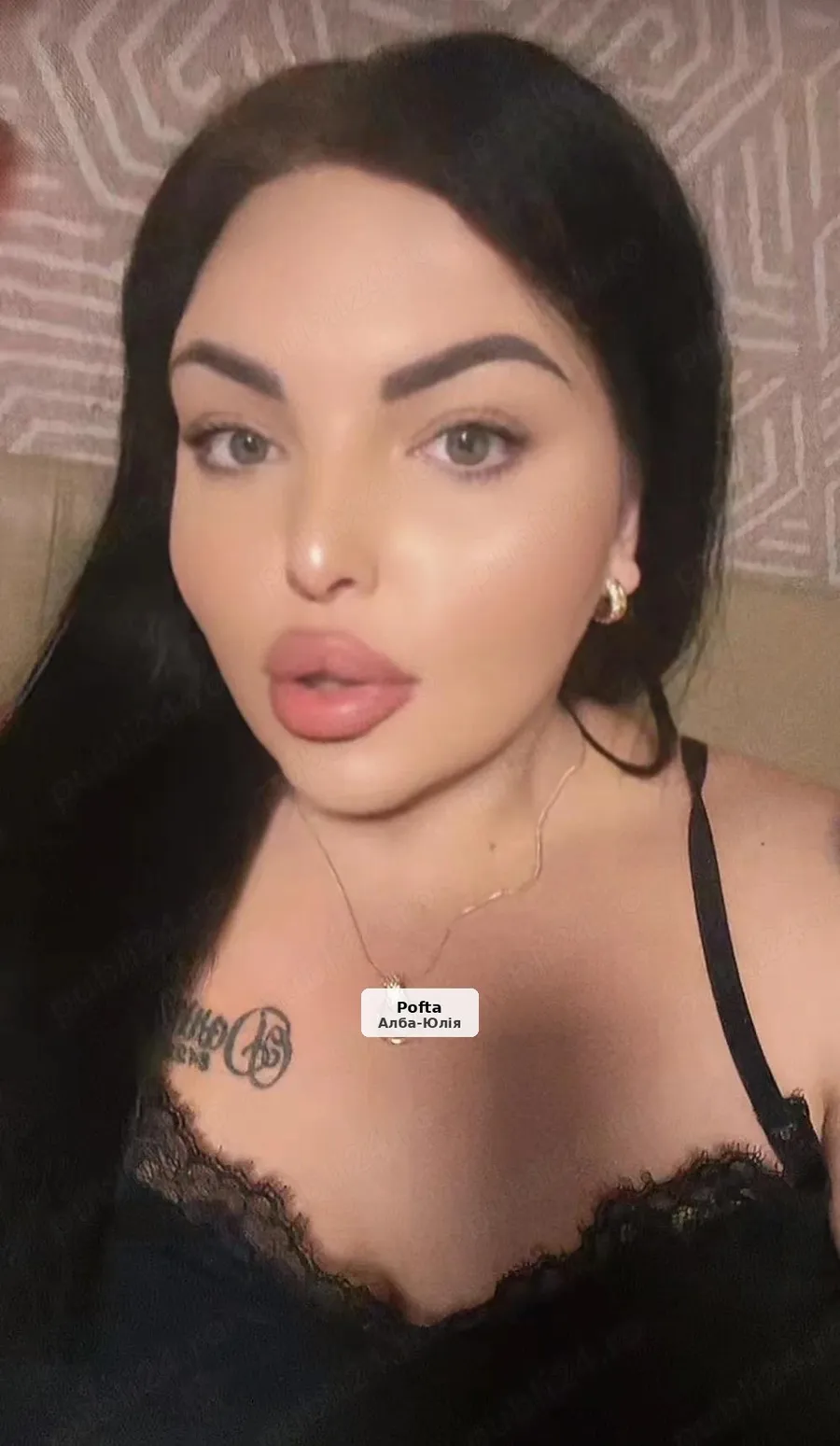 Angi, BBW voluptoasă - dominare și masaj - 1/4