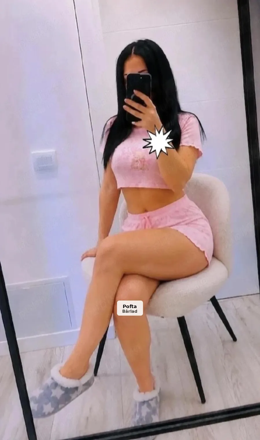 Brunetă cu forme, nouă în oraș - 1/1