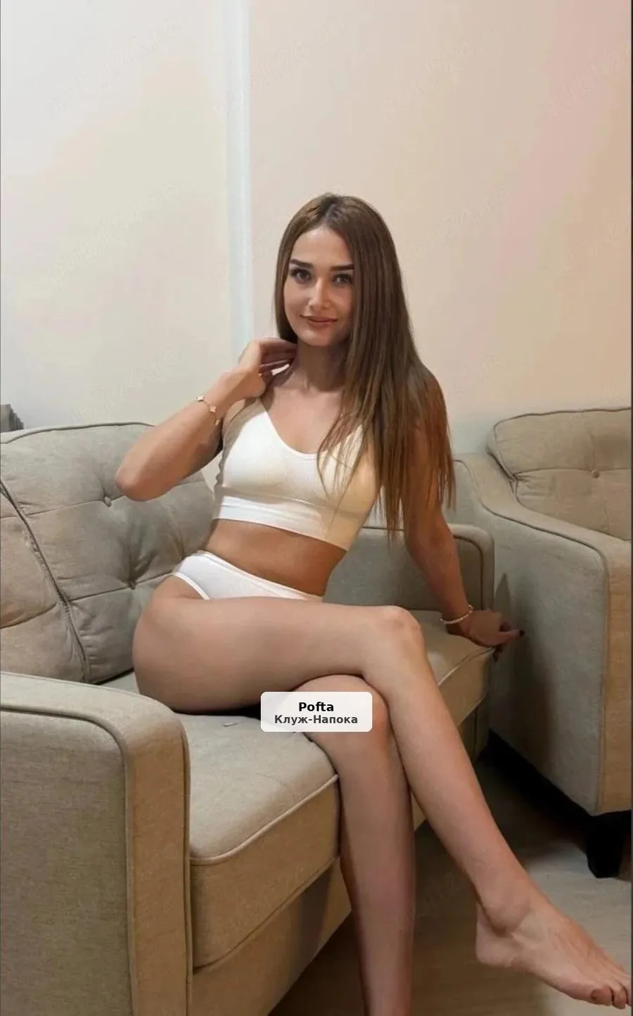 Andra, 26 years old - Location and Travel - 1/3