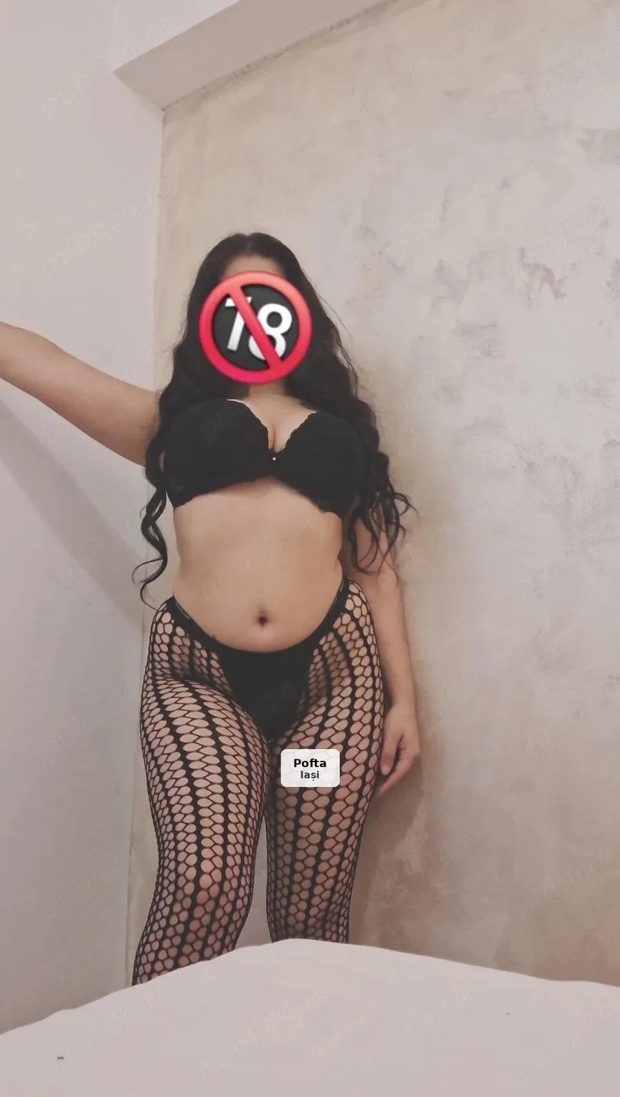 Nouă în oraș, disponibila pentru întâlniri - 1/3