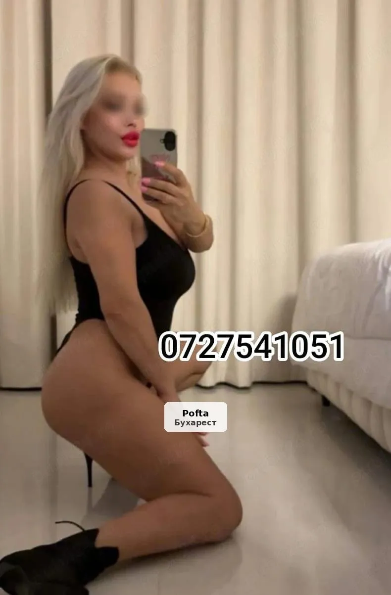 Blonde, 29, Total Relaxation - 1/5