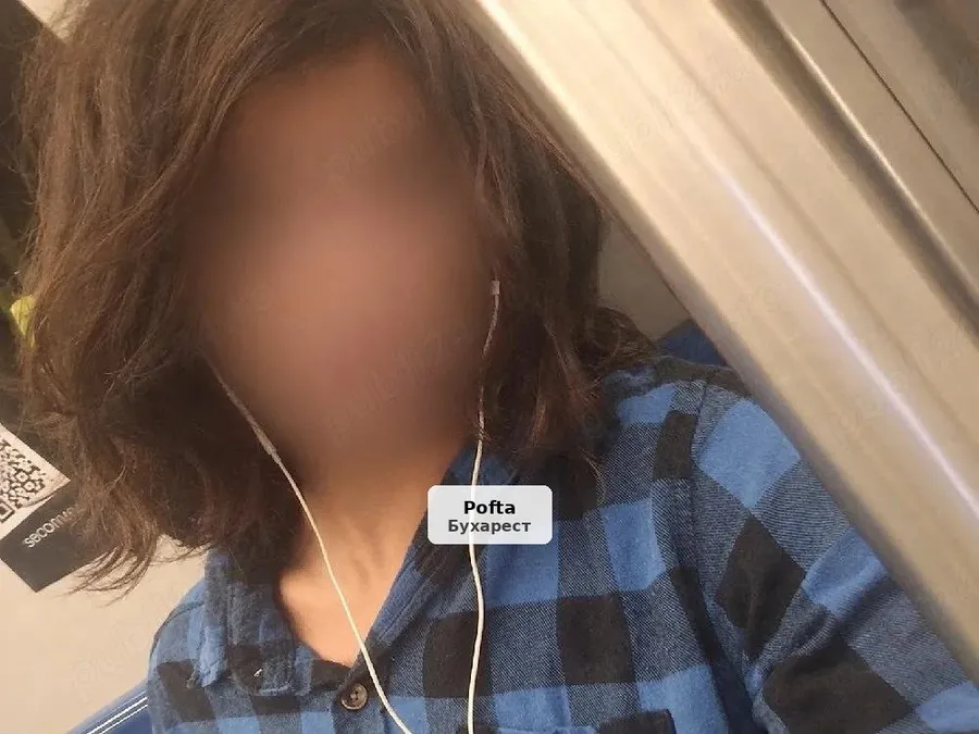 Versatile Femboy, 19 Years Old - 1/2
