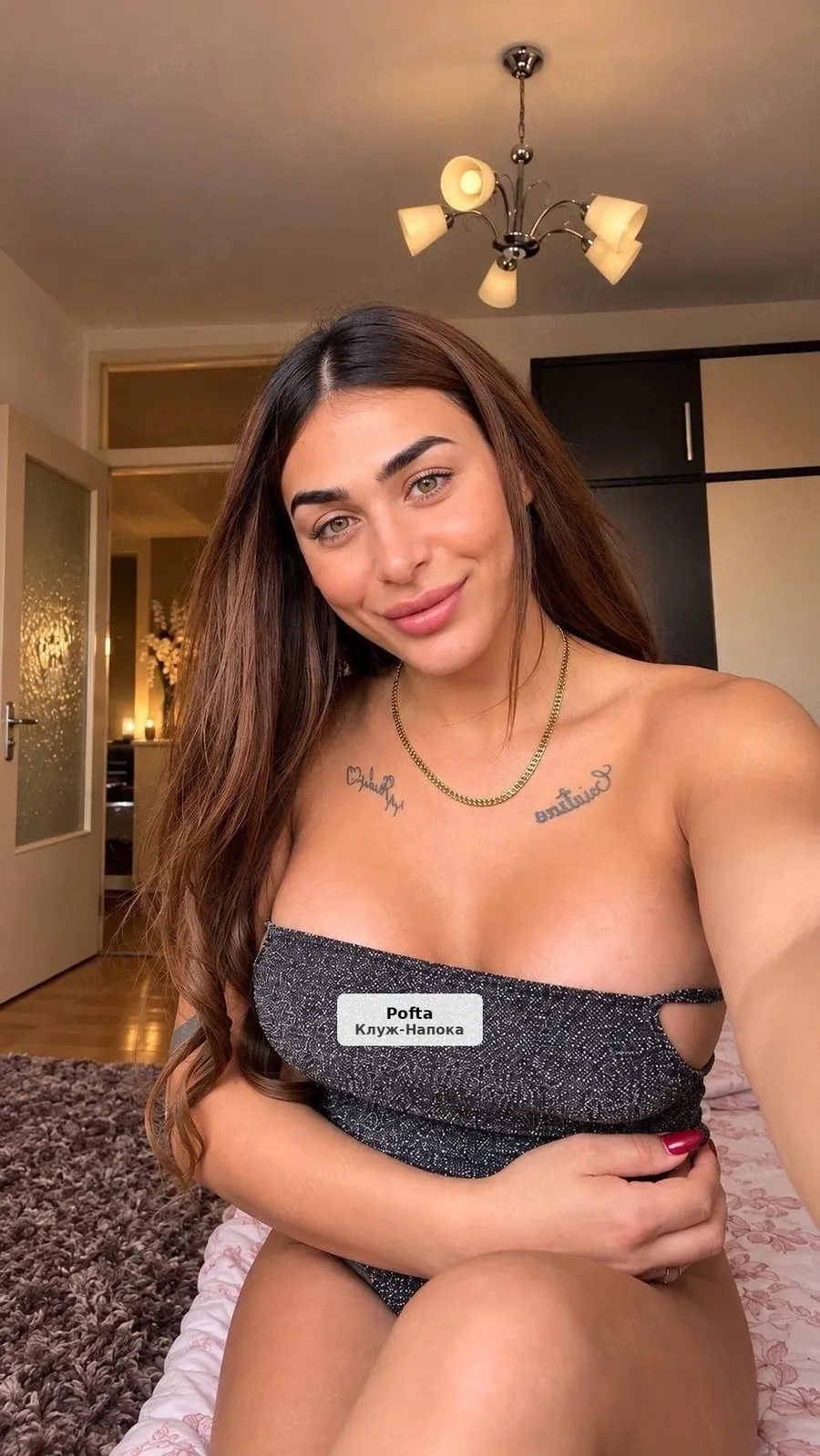 Sensual and Feminine Trans Woman - 1/4