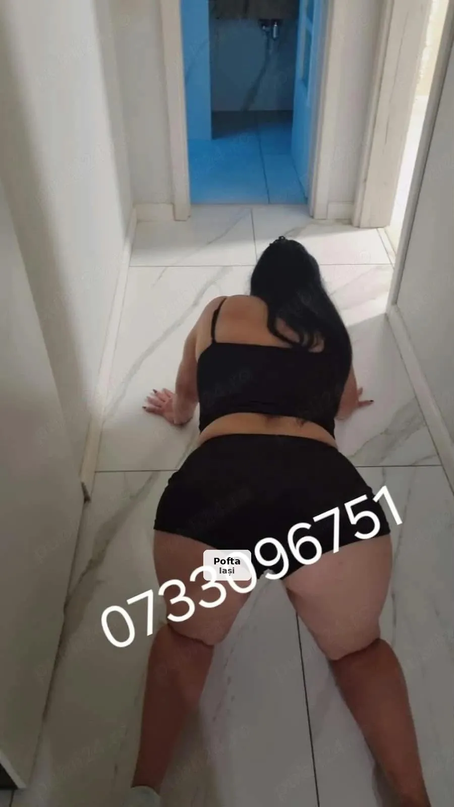 New in town, waiting for you at my place - 1/2