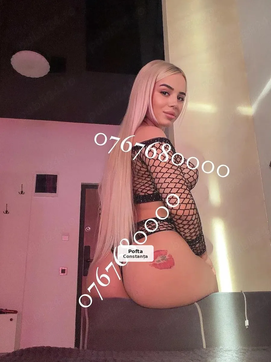 Larisa, blondă reală, fac și deplasări - 1/8