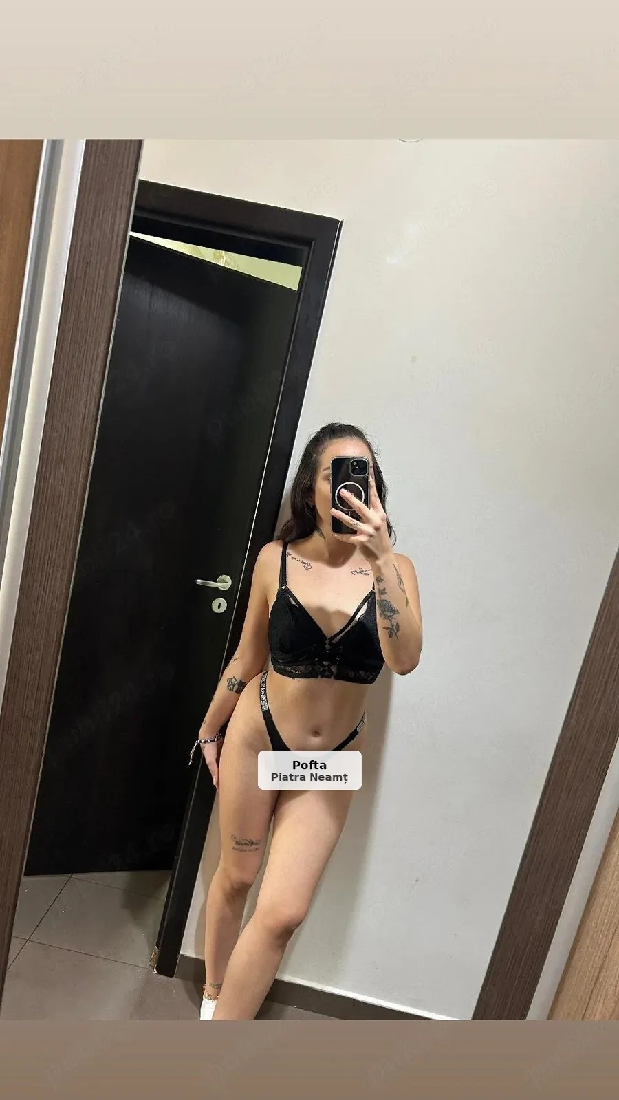 Show web incendiar și sexting - 1/1