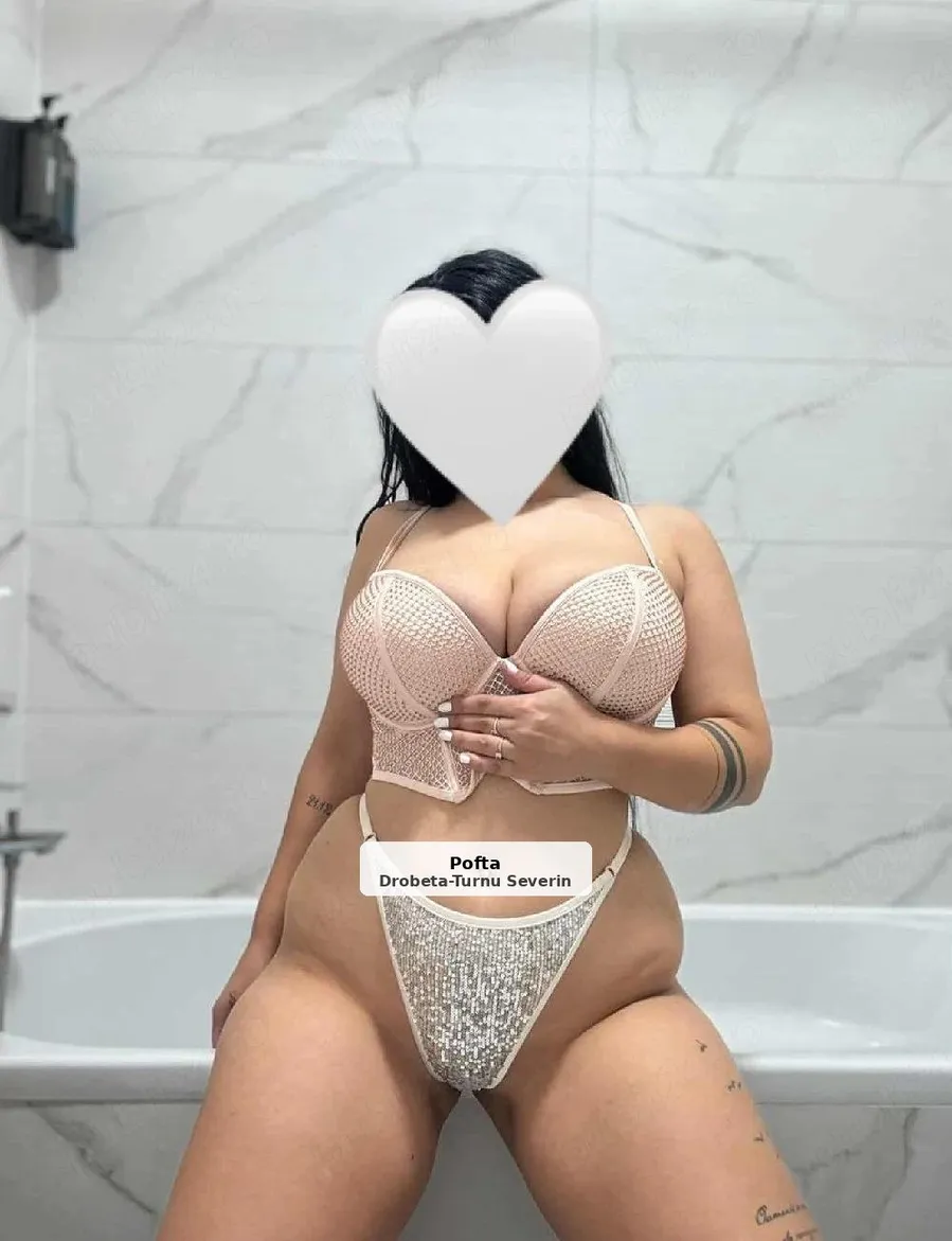 Real Girl, New, Authentic Photos - 1/5