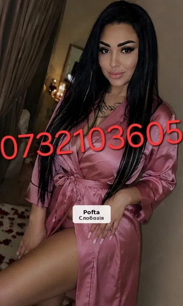 Brunetă senzuală, elegantă și rafinată - 1/5