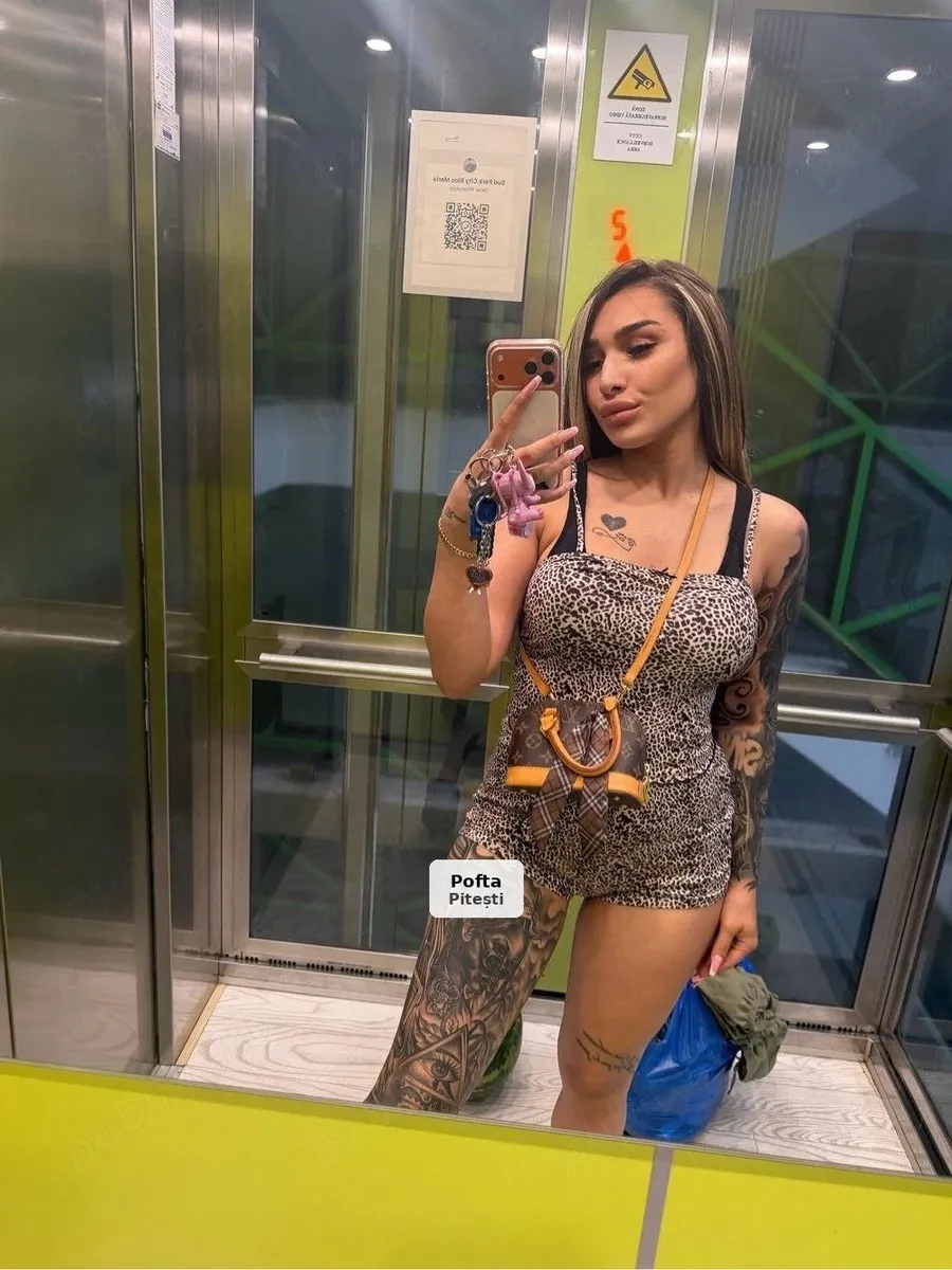 I'm waiting for you at my place - Confirm tattoos - 1/5