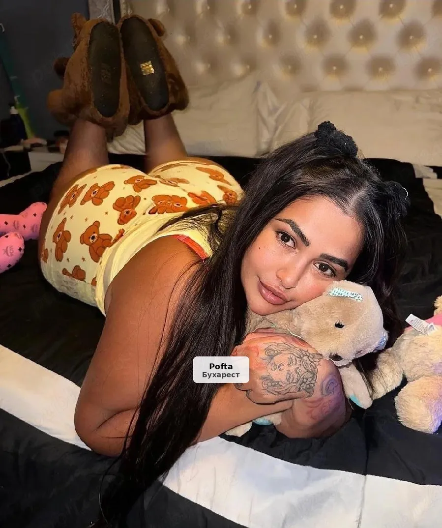Mature Couple Seeking New Experiences - 1/4