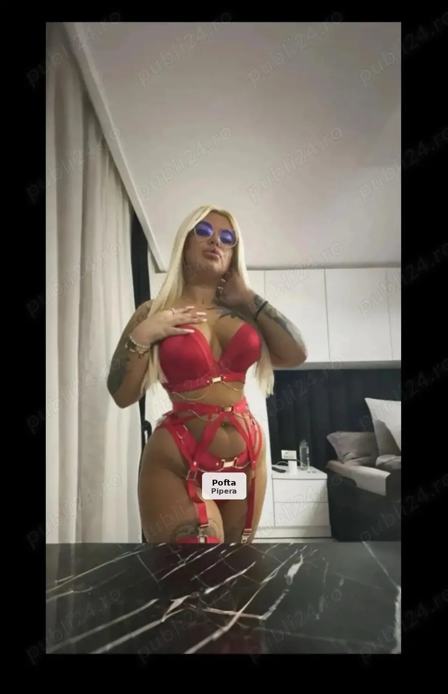 Evelin, blondă, 170 cm, 70 kg - 1/5
