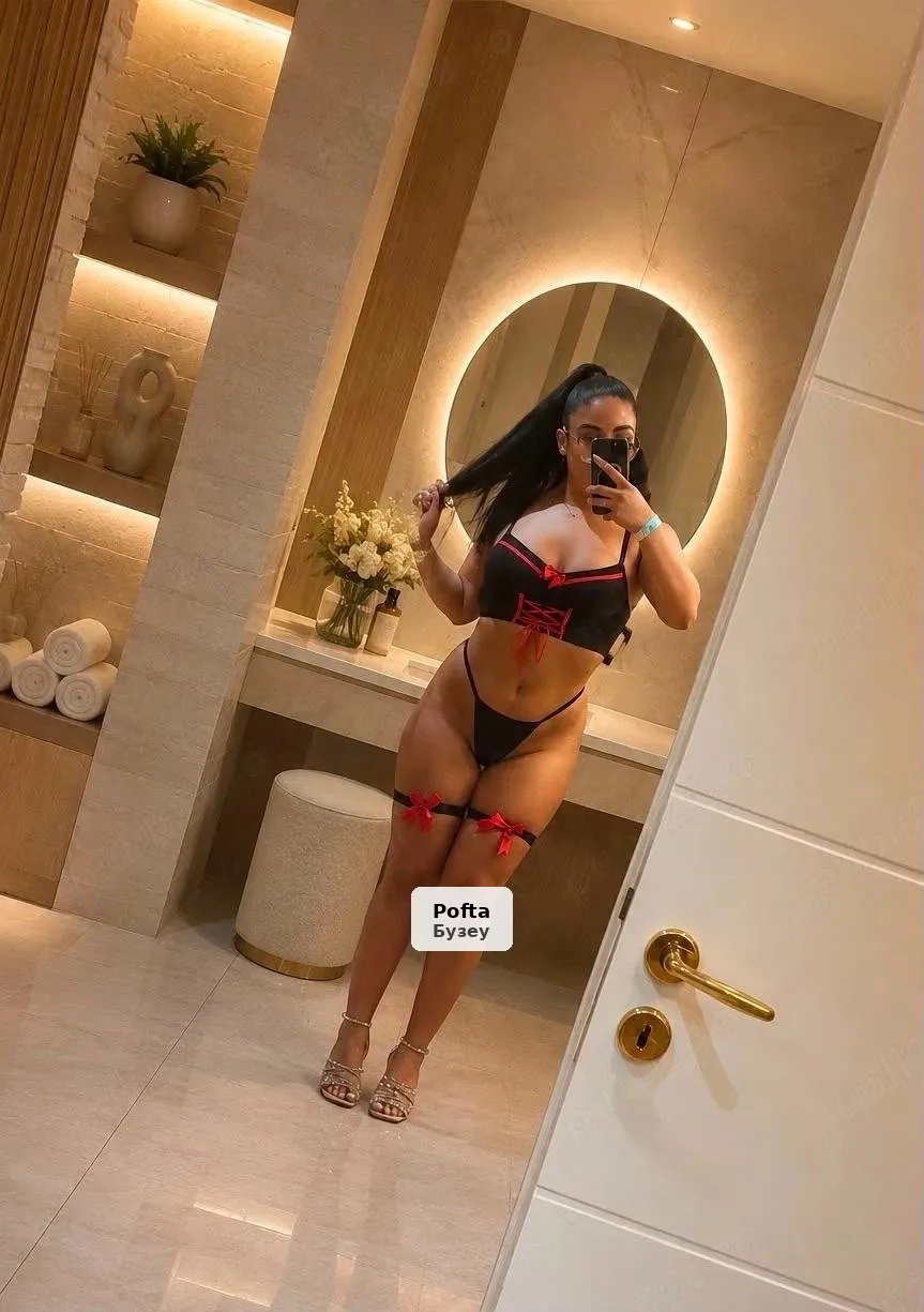 Andreea, 25 years old - Discreet Location - 1/4